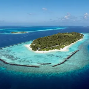 Royal Island Resort