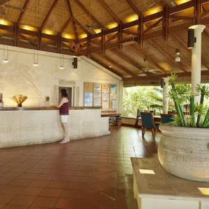 Royal Island Resort